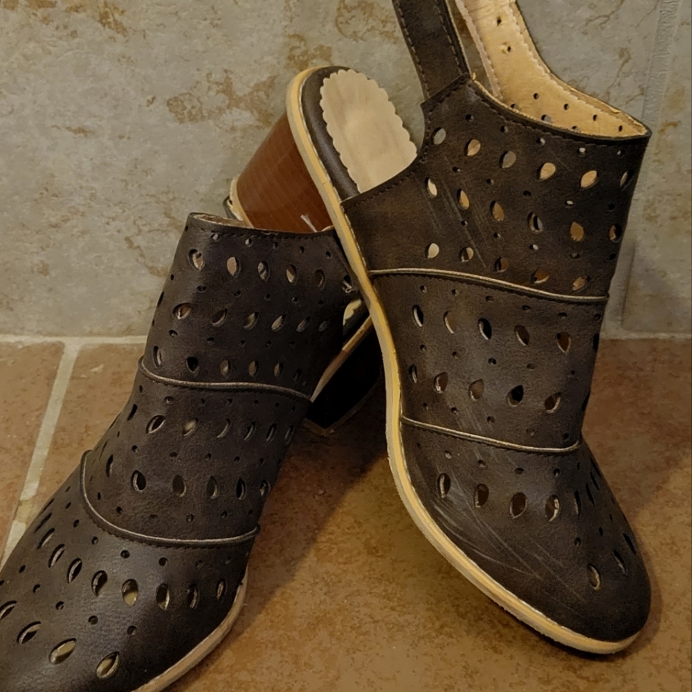Leather booties
